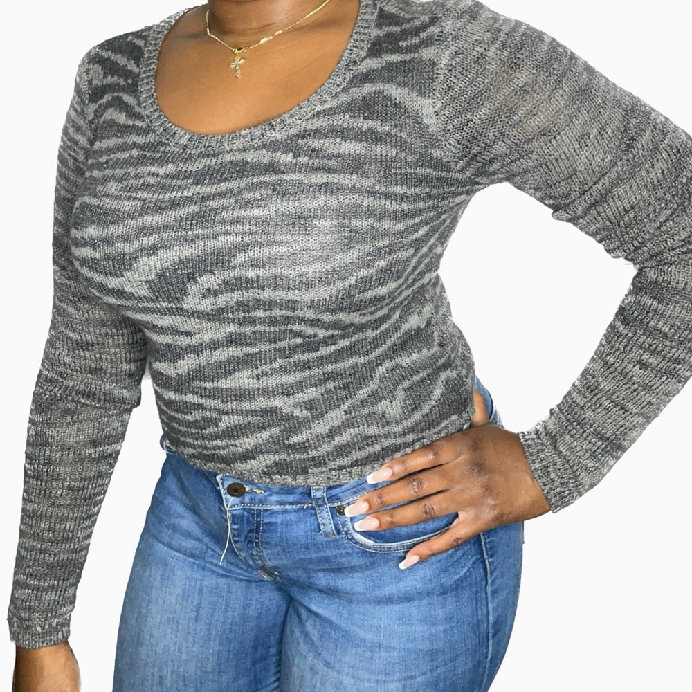HOLLISTER Zebra Print Sweater